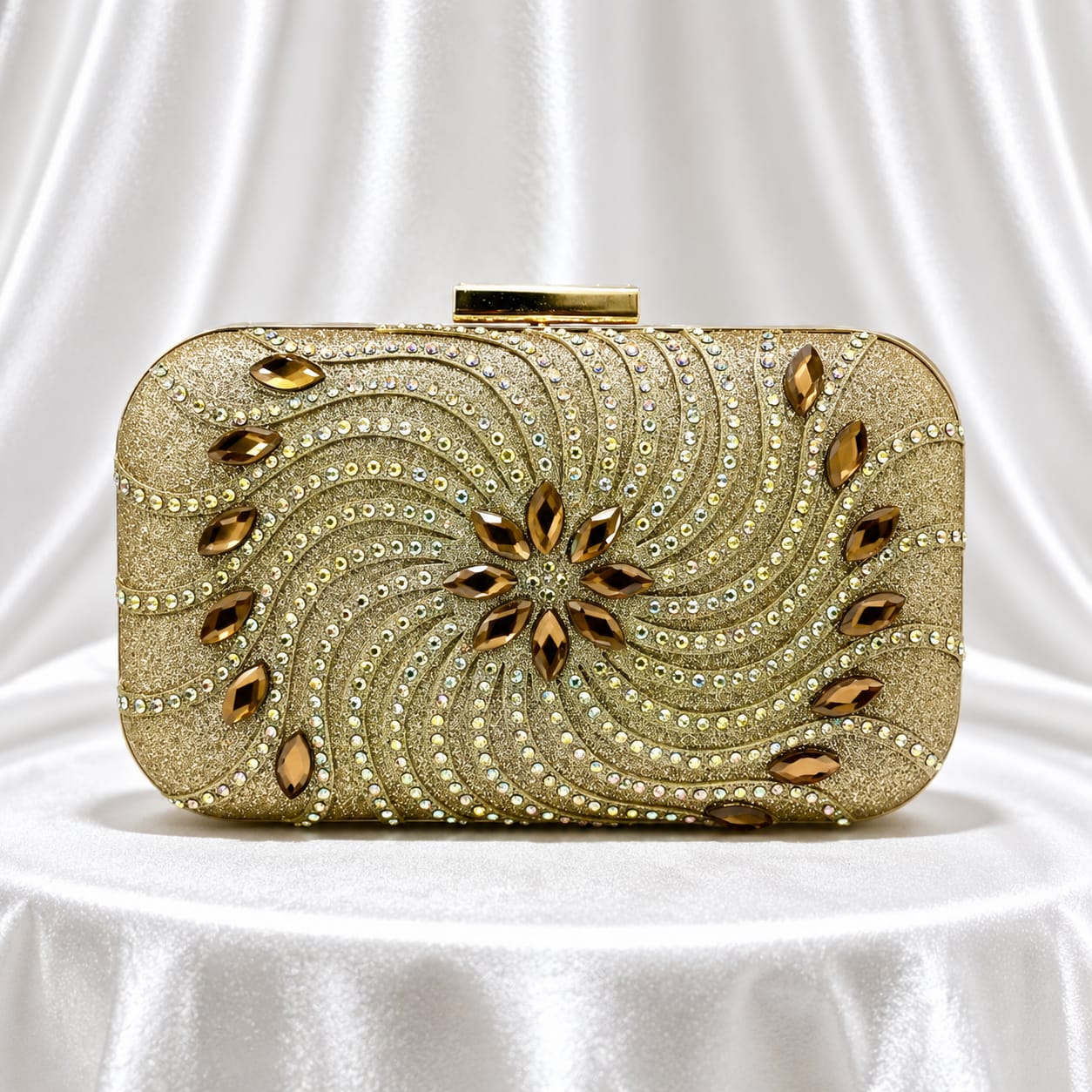 Sacs étincelants en strass et cristal